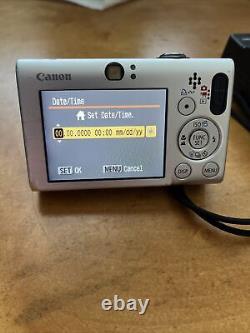 Canon PowerShot ELPH SD1100 IS 8MP Digital Camera SILVER 3x Zoom Bundle TESTED