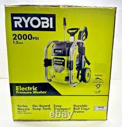 Nettoyeur haute pression électrique à eau froide RYOBI avec nettoyeur de surface 2000 PSI 1.2GPM